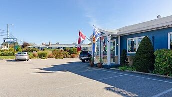 Coastal Inn Kingfisher