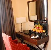 Avari Xpress Gulberg