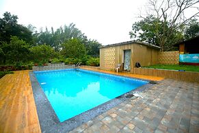 Tribal Wood Resort
