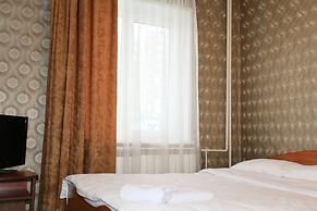 Avrora Hotel