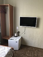 Avrora Hotel