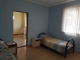 Mirniy Sun Cottage