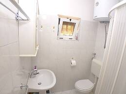 Apartment for 3 Persons With Beautiful Terrace