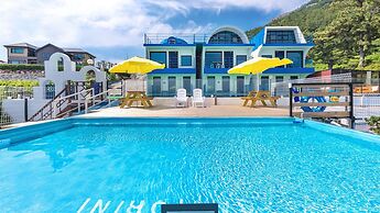 SANTORINI N Pension