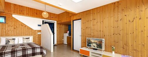 SANTORINI N Pension