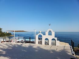 SANTORINI N Pension