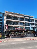 Frankie's Inn