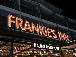 Frankie's Inn