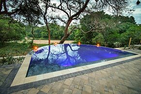 Vuyani Safari Lodge