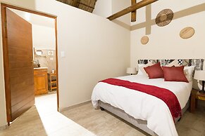 Vuyani Safari Lodge