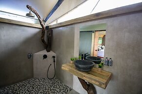 Vuyani Safari Lodge