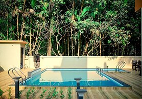Royal Paradise Hotel
