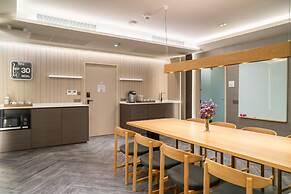 Triple Y Hotel