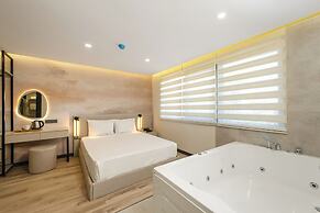 Fora Inn Lara