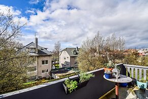 Apartment H10
