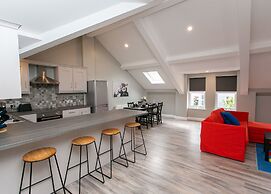 University Road Apartments