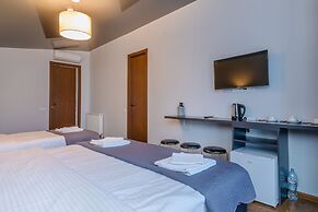 Hotel Green Town