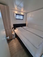 Houseboat Havana