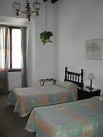 Hotel Spring