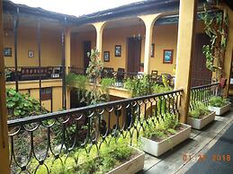 Hotel Spring