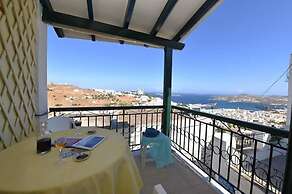 Akadia Syros