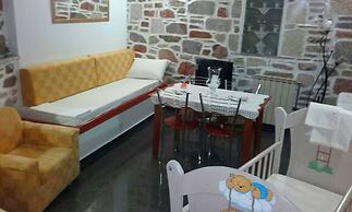 Akadia Syros