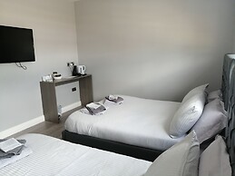 Encore Rooms