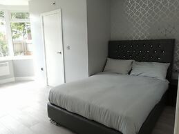 Encore Rooms