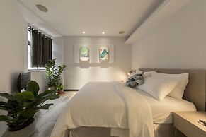 Peng Apartment