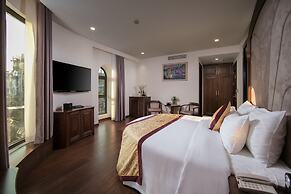 Halios Hotel Halong