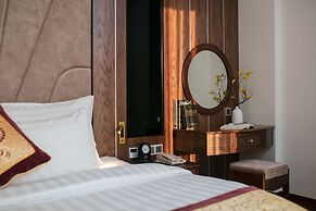 Halios Hotel Halong