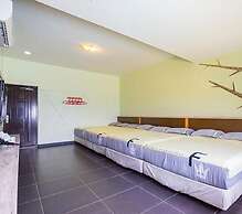 White Sand Beach 32