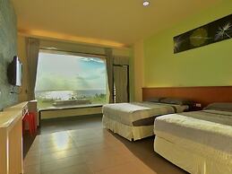 White Sand Beach 32