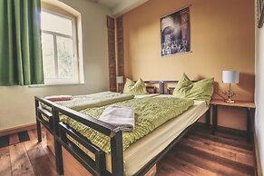 OPERA Hostel