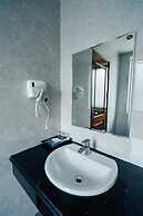 Starway Hotel