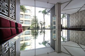 Palm Ville Suites