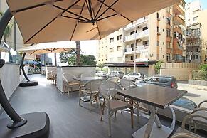 Palm Ville Suites