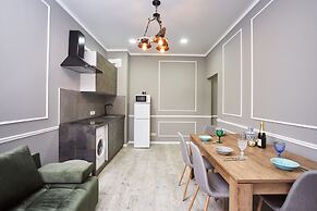 28 Pearls for VIP guests Apartments