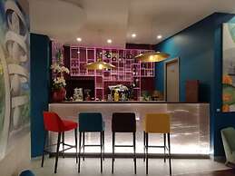 73 Boutique Hotel