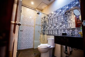 Chunlee Grand Hotel
