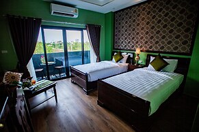 Chunlee Grand Hotel