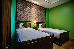 Chunlee Grand Hotel