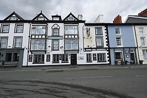 Dovey Inn