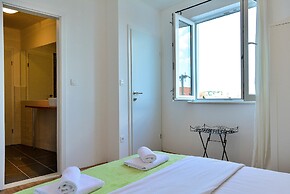 Golden B&B