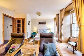 Royal Mile Studio in Prime Location