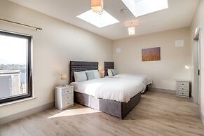 Central Park Apartment 3