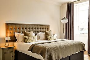 JOIVY Luxury George Street Apartments: Forth Suite