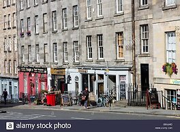 JOIVY Bright New Town 2 bed Apt - 5 Mins to Princes St