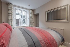 JOIVY Super Central Luxury Edinburgh Apartment