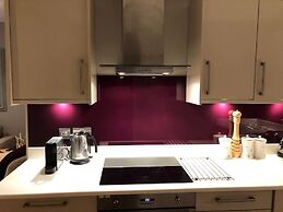 JOIVY Super Central Luxury Edinburgh Apartment